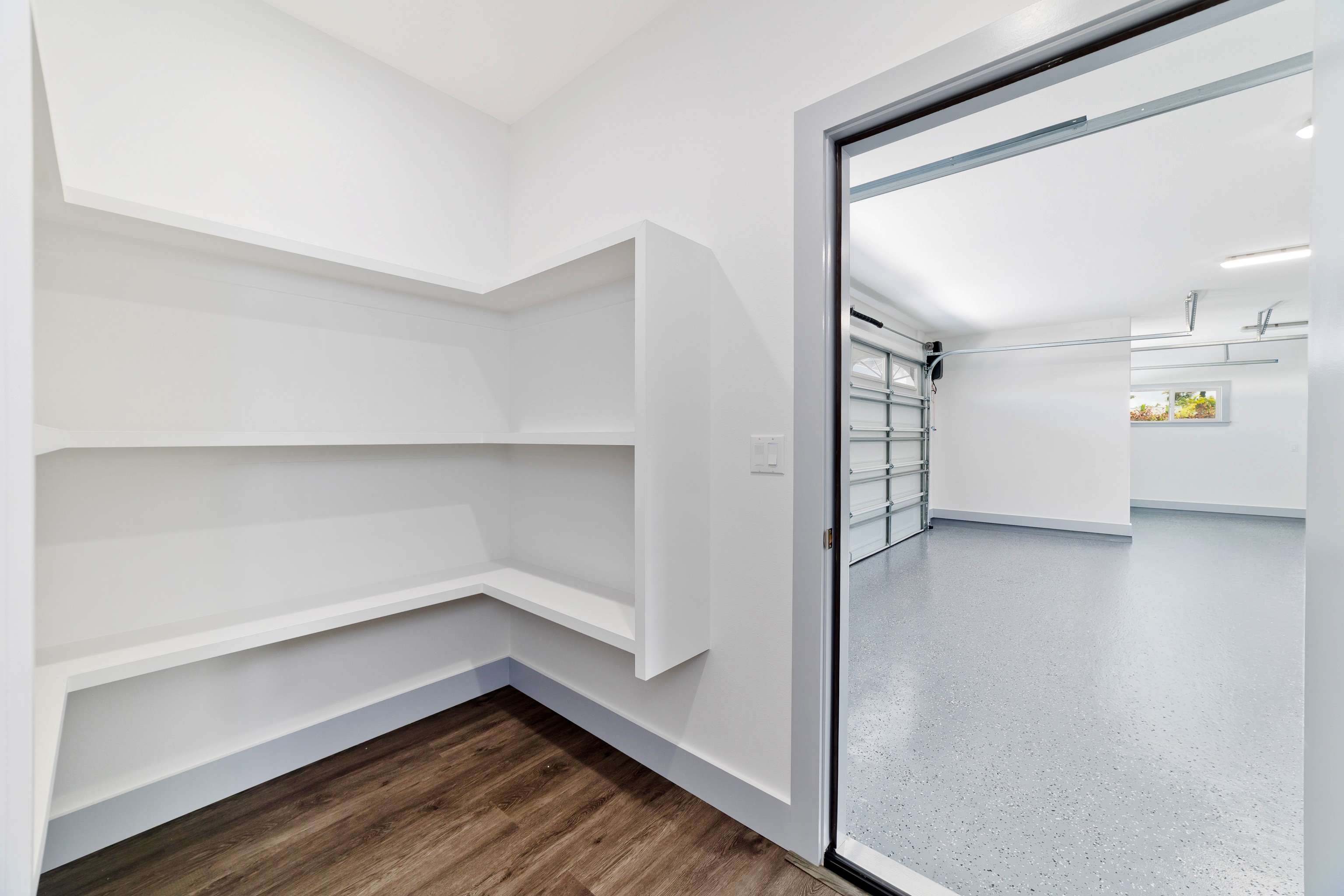 Hilo, HI 96720,698 KUKUAU STREET