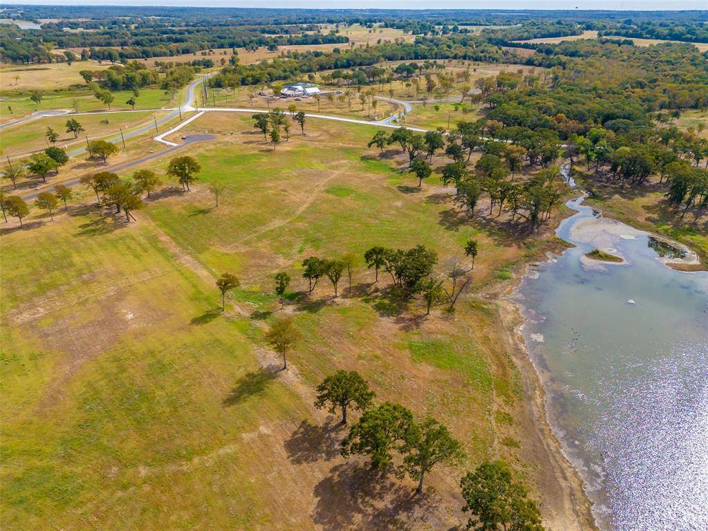 Windom, TX 75492,237 Lakeshore Terrace