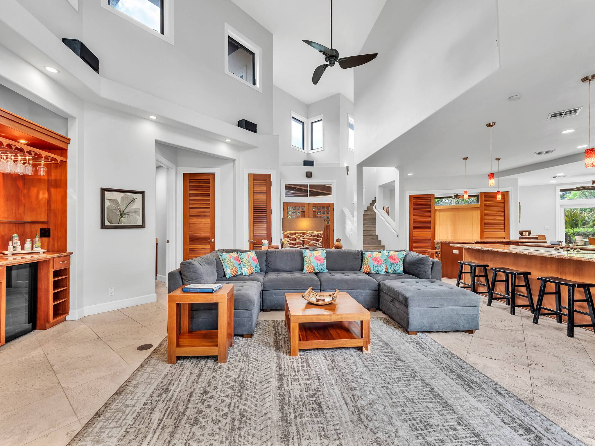 Kailua-kona, HI 96740,77-208 KEALOHIKAI PL