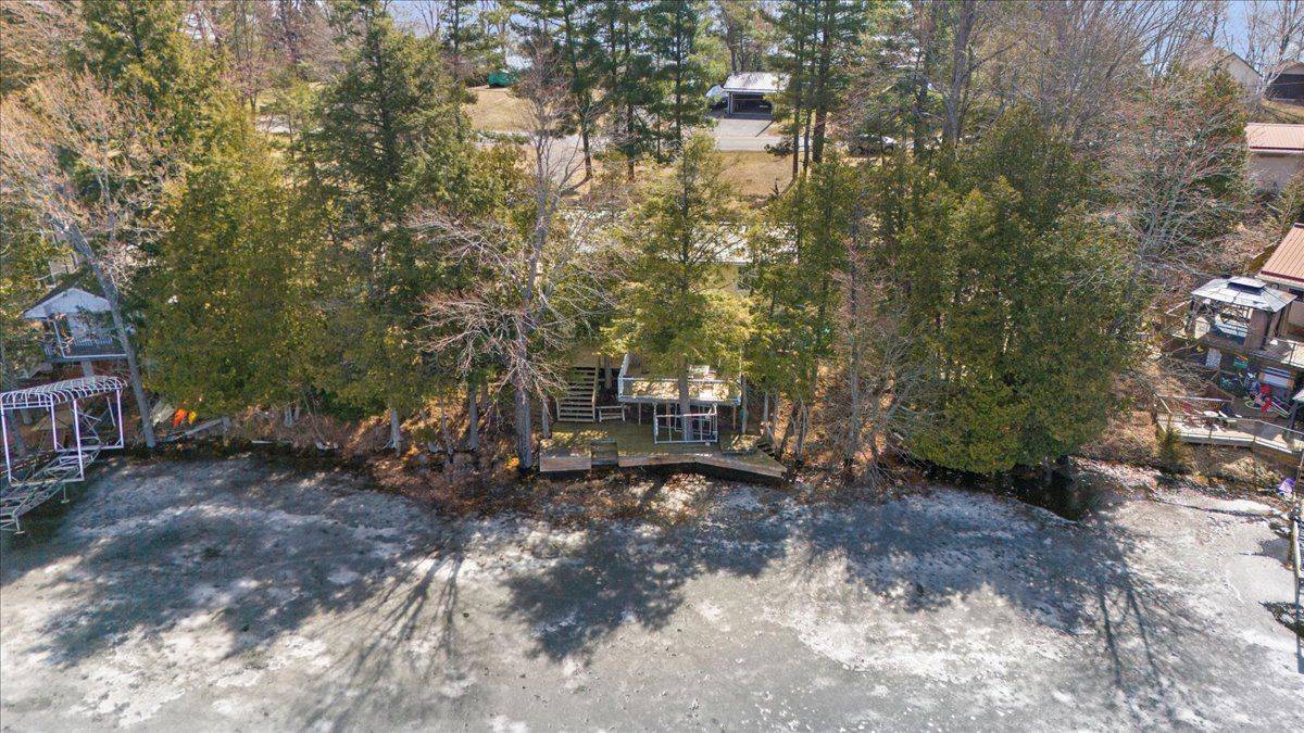 Stone Mills, ON K0K 2A0,139 Neville Pt RD