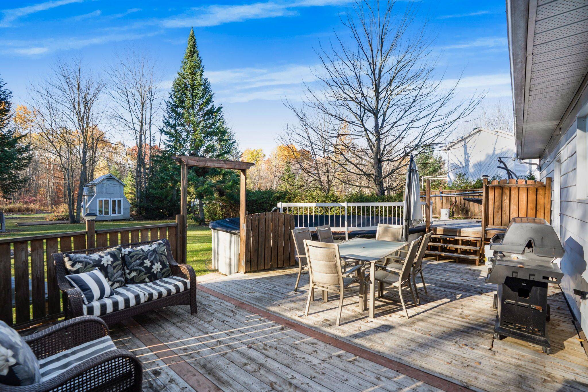 East Hawkesbury, ON K6A 2R2,3358 Pattee RD E