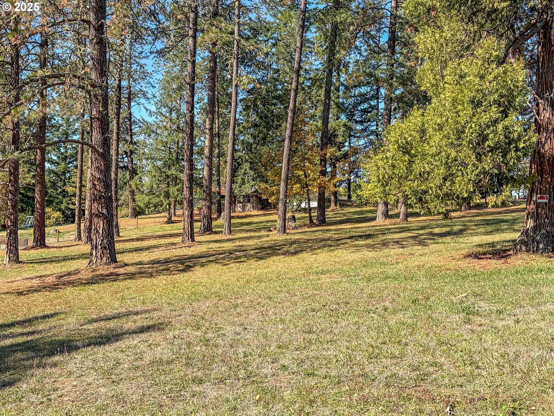 Glide, OR 97443,298 GRANDVIEW ST