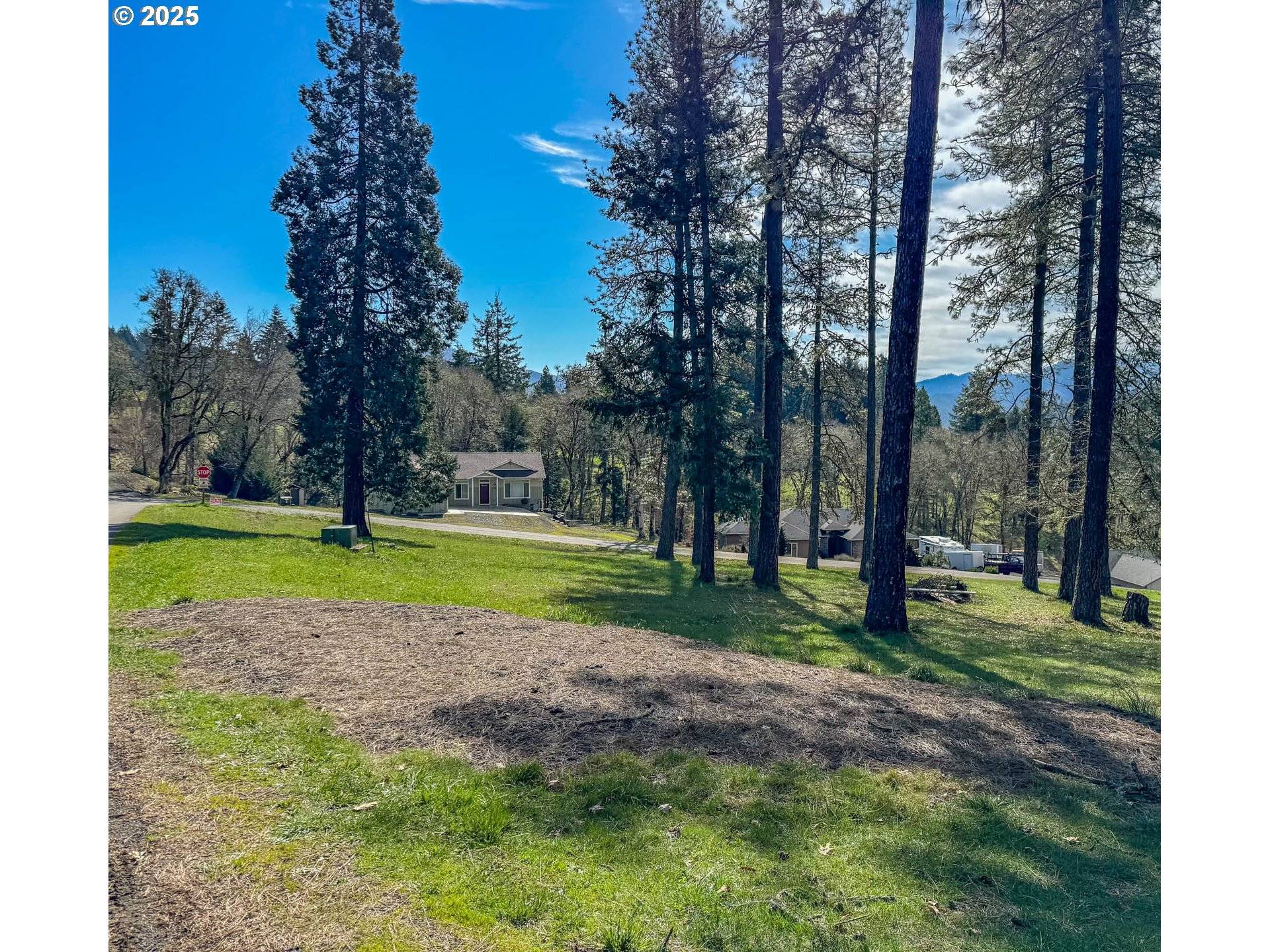 Glide, OR 97443,298 GRANDVIEW ST