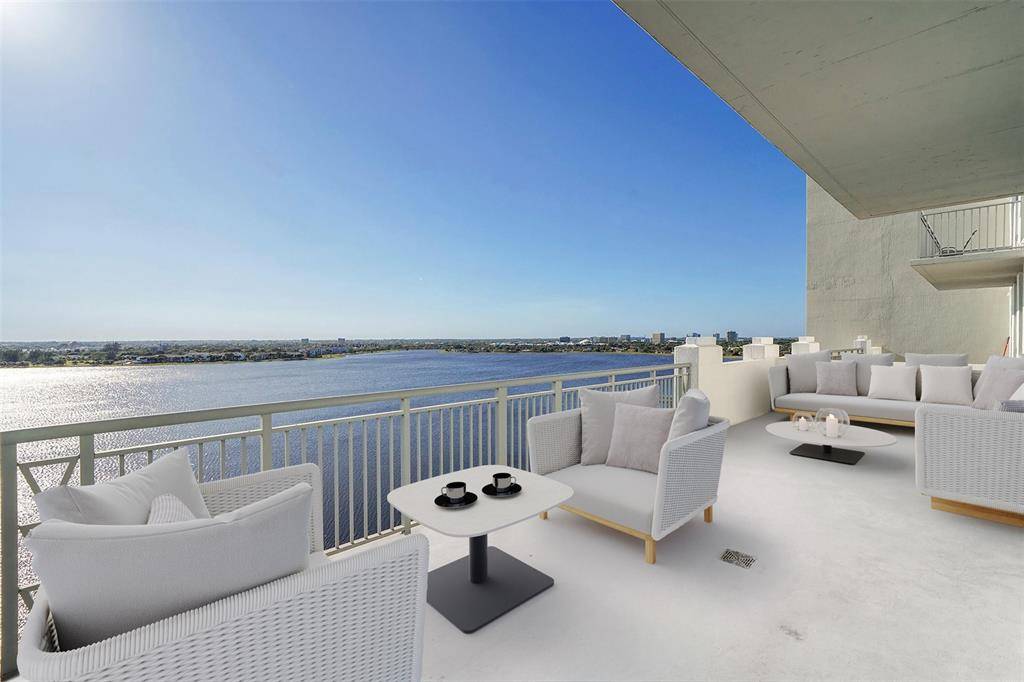 West Palm Beach, FL 33401,300 S Australian Ave #1110