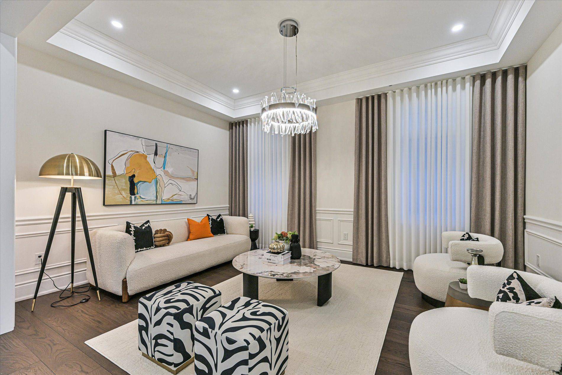 Richmond Hill, ON L4C 4Z1,17 Red Giant ST