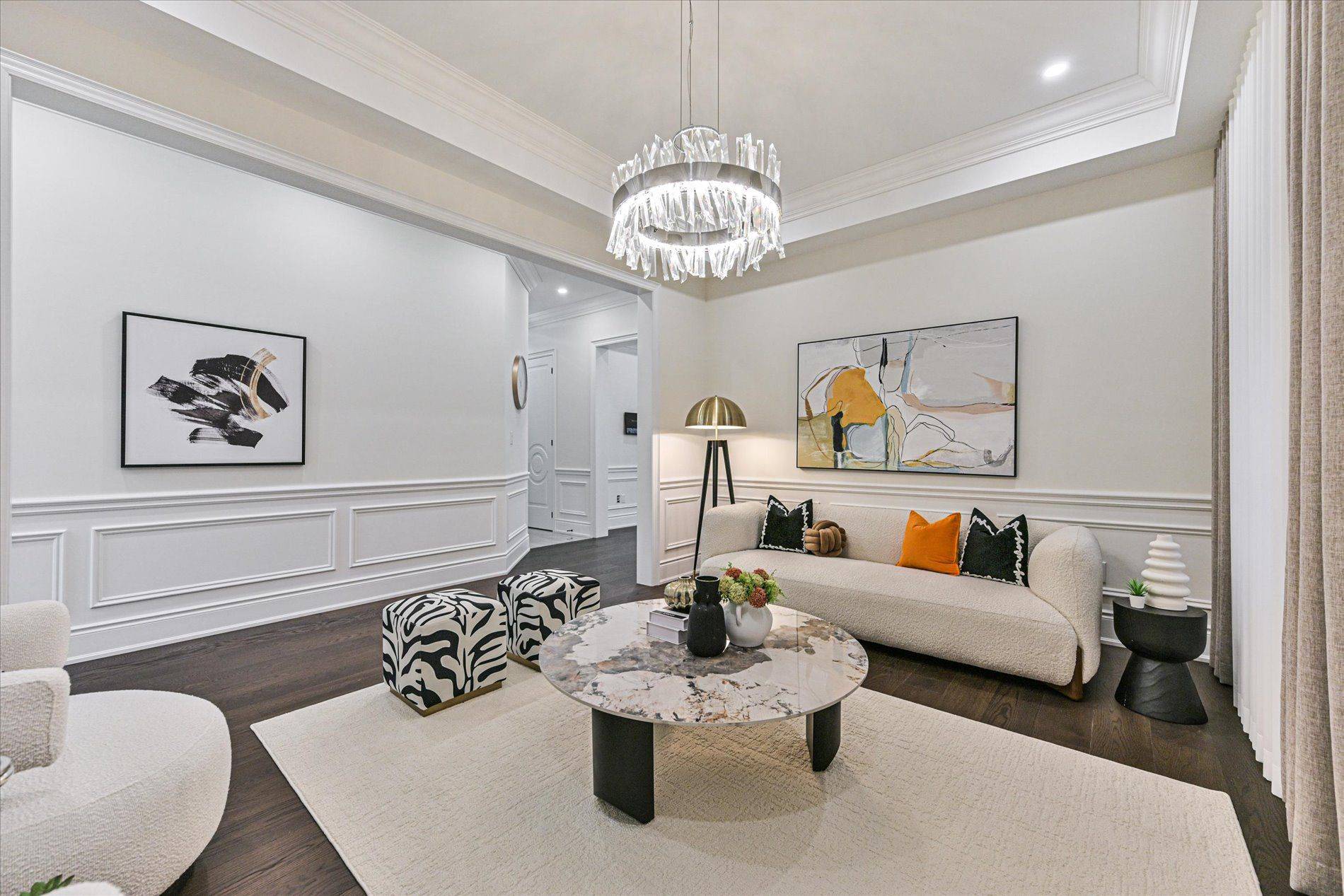 Richmond Hill, ON L4C 4Z1,17 Red Giant ST