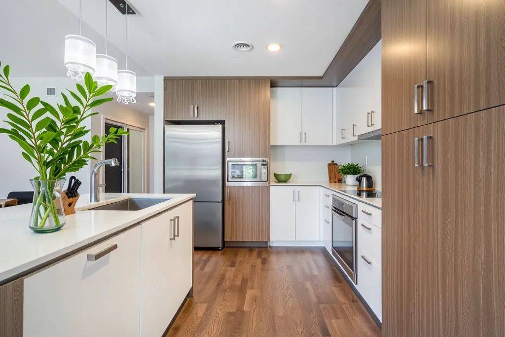 Mississauga, ON L5J 0B1,1575 Lakeshore RD W #366