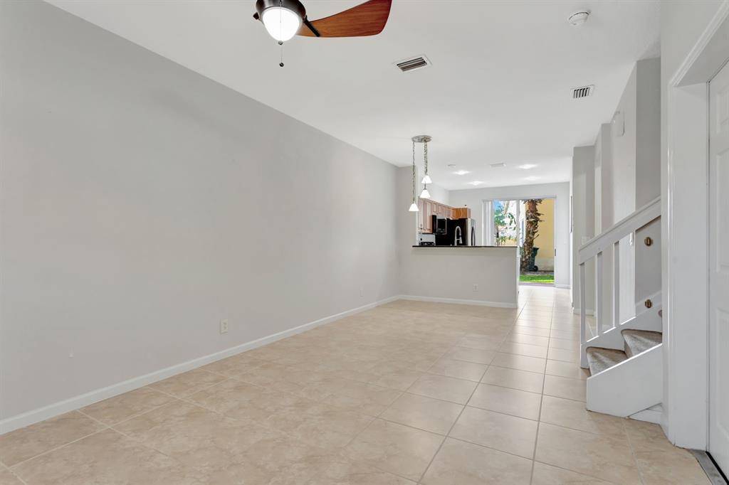 Oakland Park, FL 33309,3204 NW 33rd St