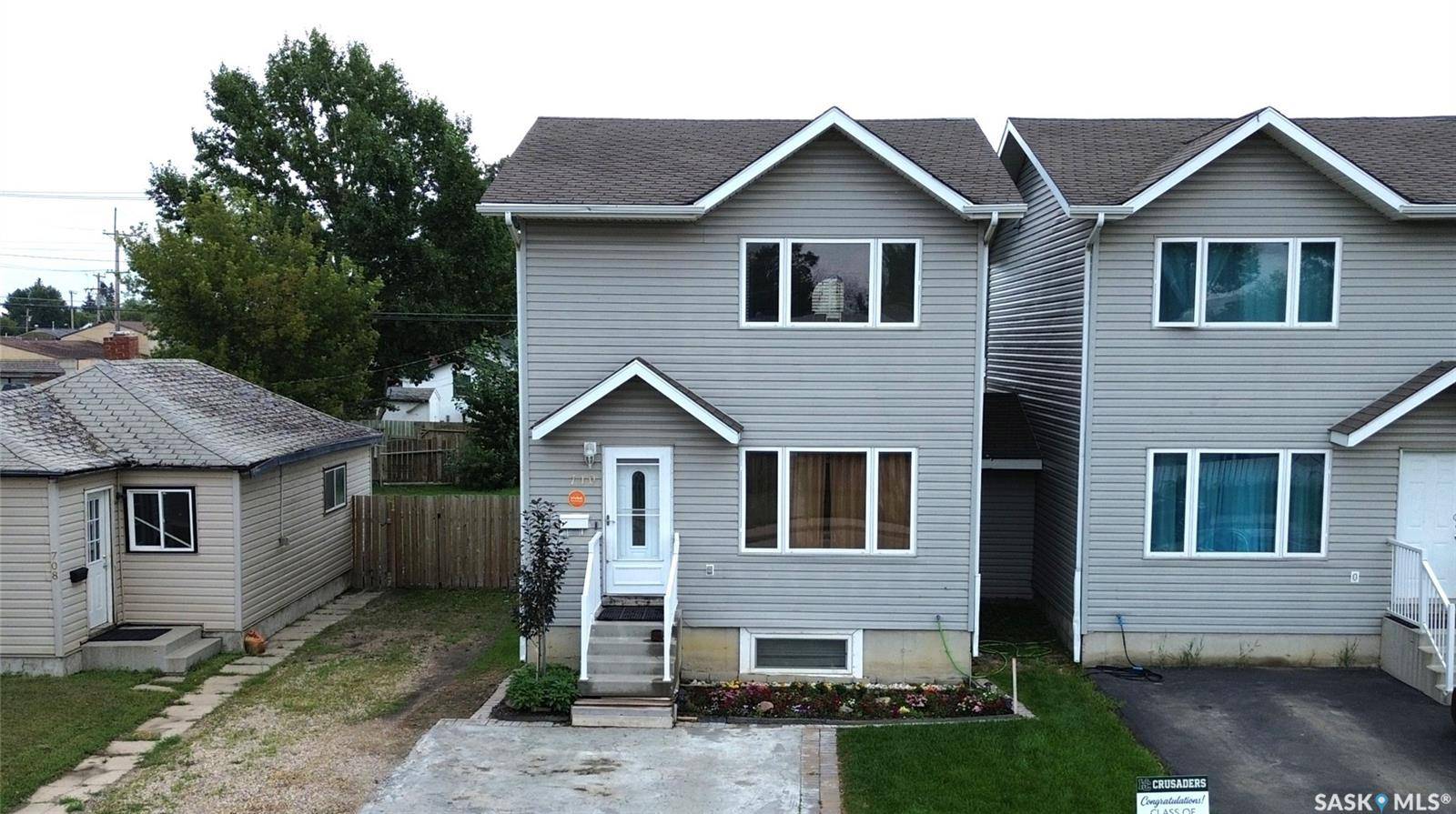 Saskatoon, SK S7M 2V2,710 Weldon AVENUE