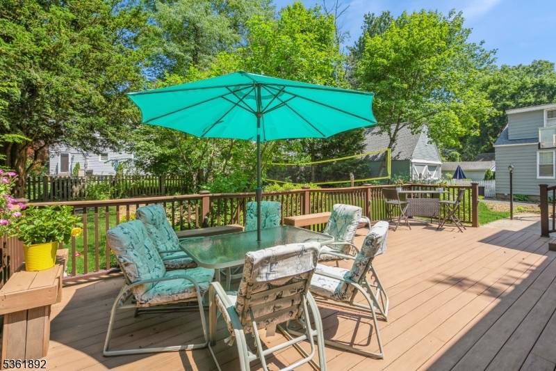 Roseland Boro, NJ 07068,18 Mitchell Ave