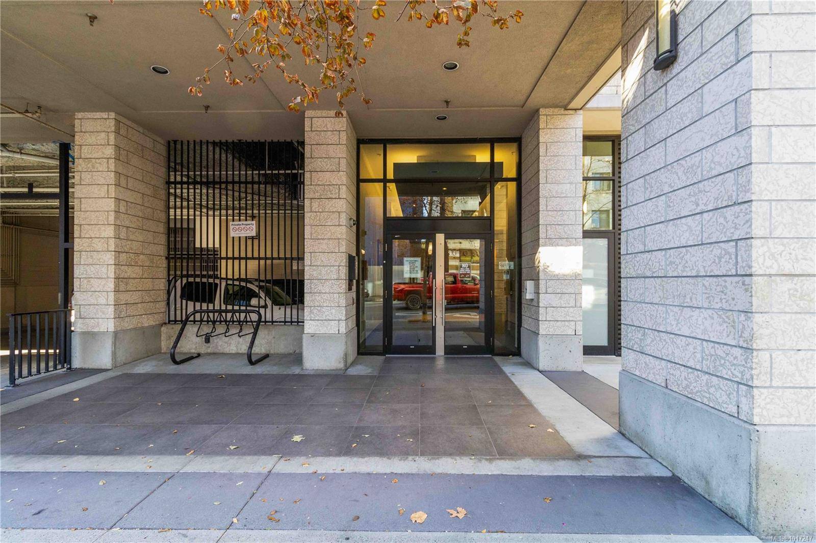 Victoria, BC V8W 1N1,760 Johnson St #507