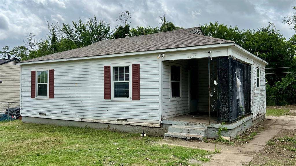 Dallas, TX 75216,2332 Village Way