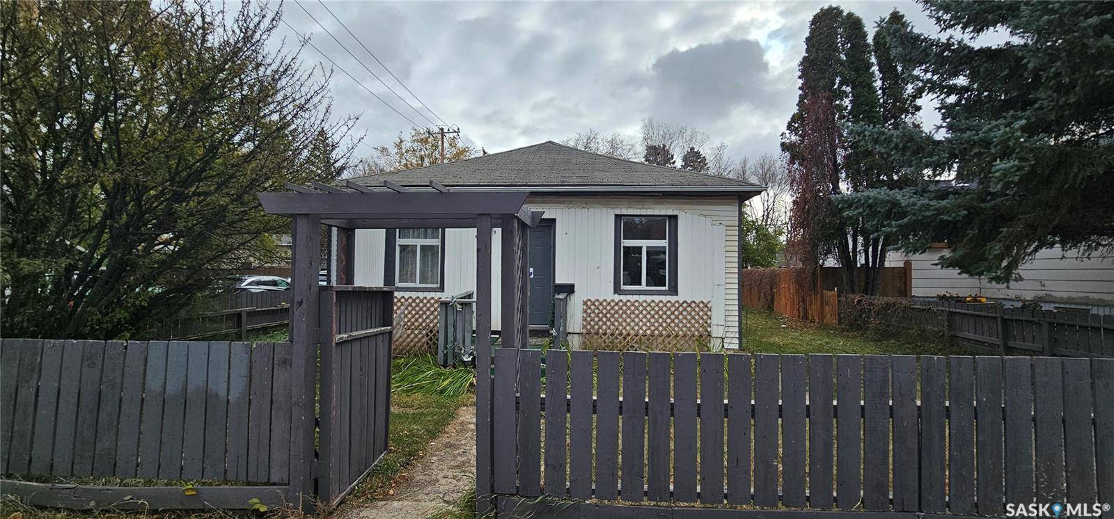 Saskatoon, SK S7M 1A3,1901 20th STREET W