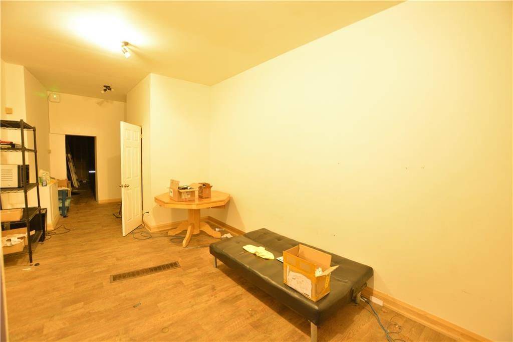 Hamilton, ON L8R 2K5,68-70 James ST N