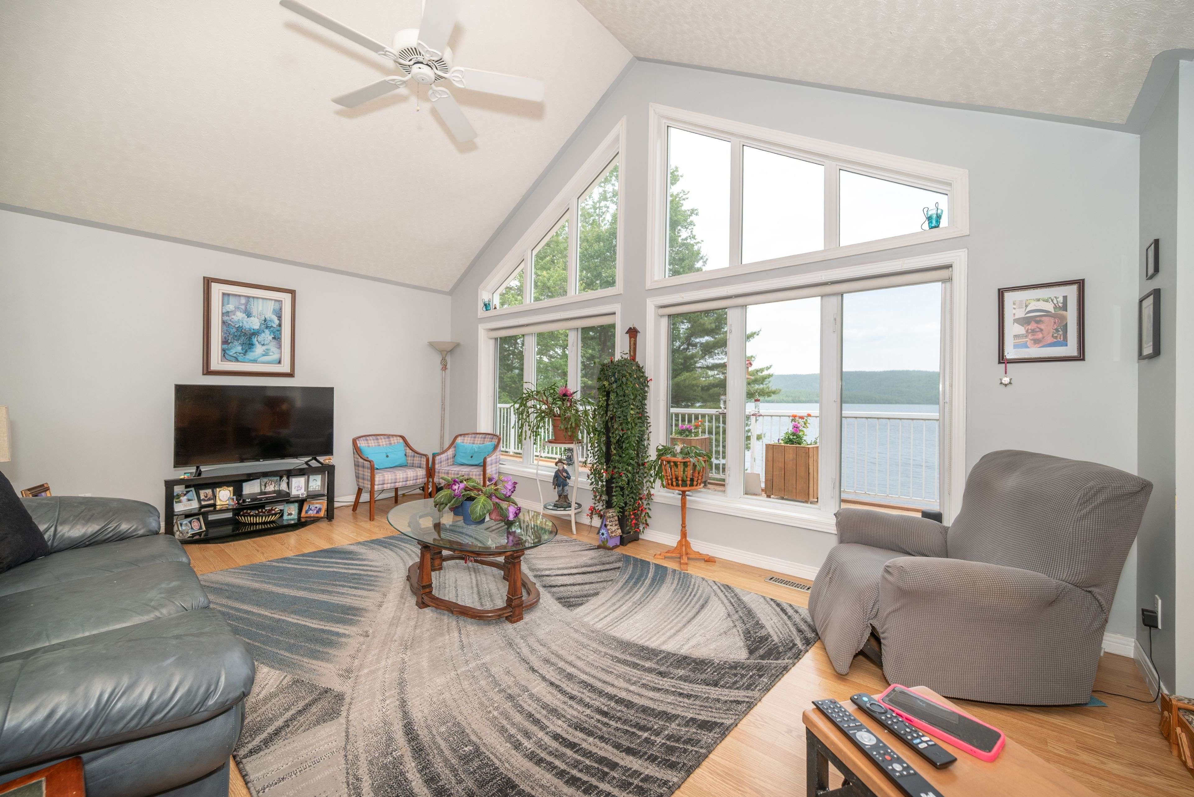 196 Loon Valley LN, Head, Clara And Maria, ON K0J 2K0