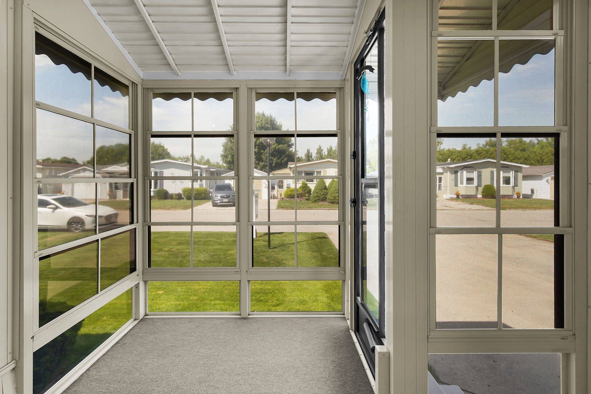 Strathroy-caradoc, ON N7G 3K8,34 Miller St ST