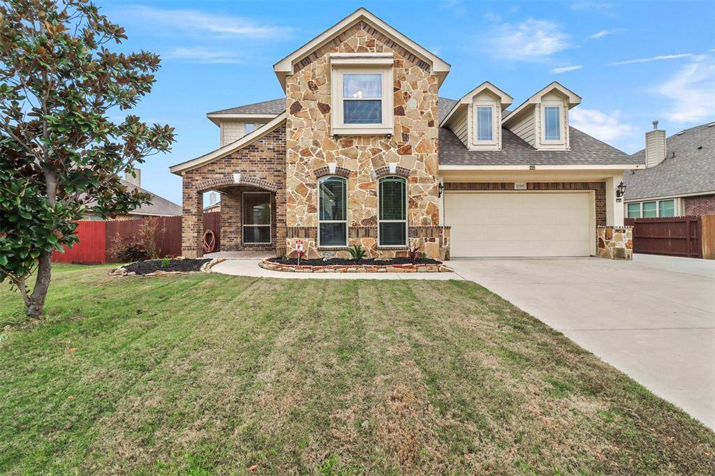 Grand Prairie, TX 75052,2215 Palmer Trail