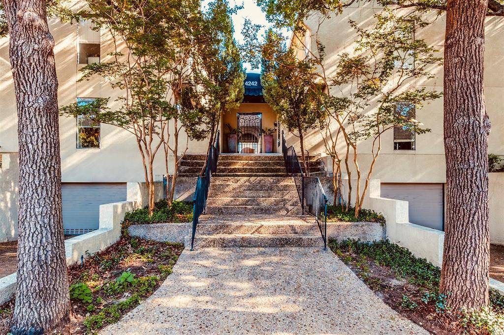 Dallas, TX 75205,4242 Travis Street #102