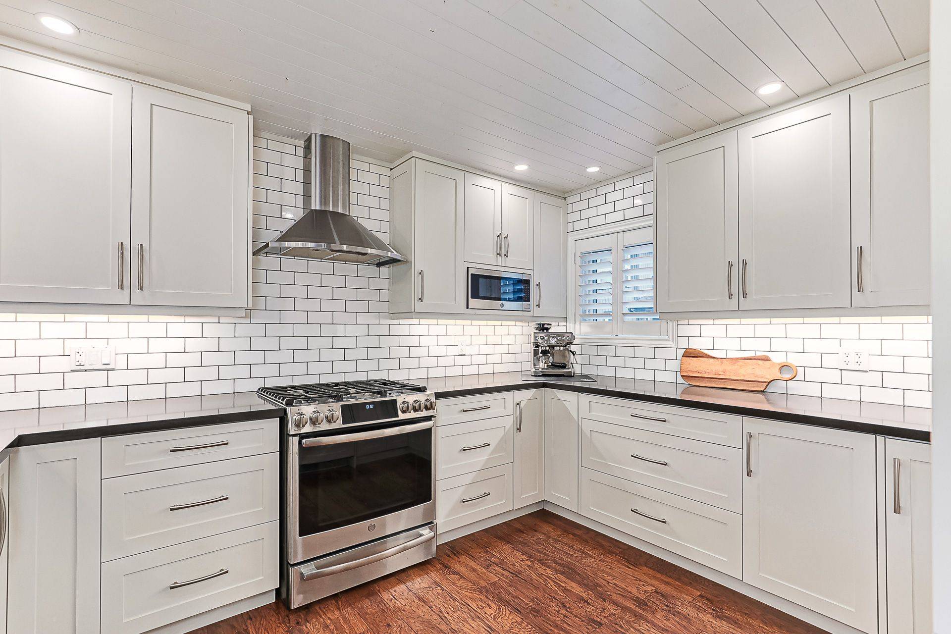 423 Mariners WAY, Collingwood, ON L9Y 5C7