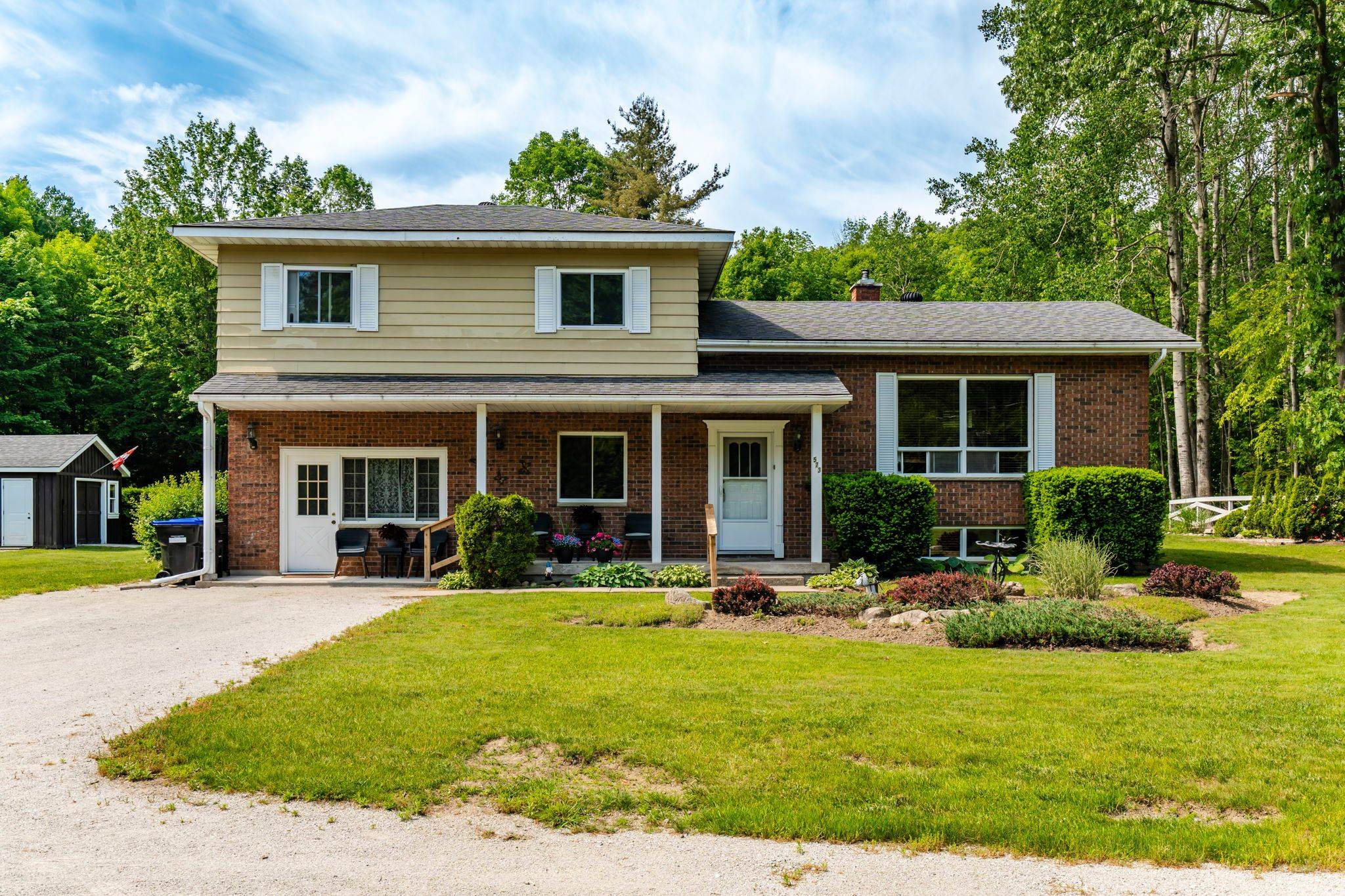 Tiny, ON L9M 0S3,573 Lafontaine RD E