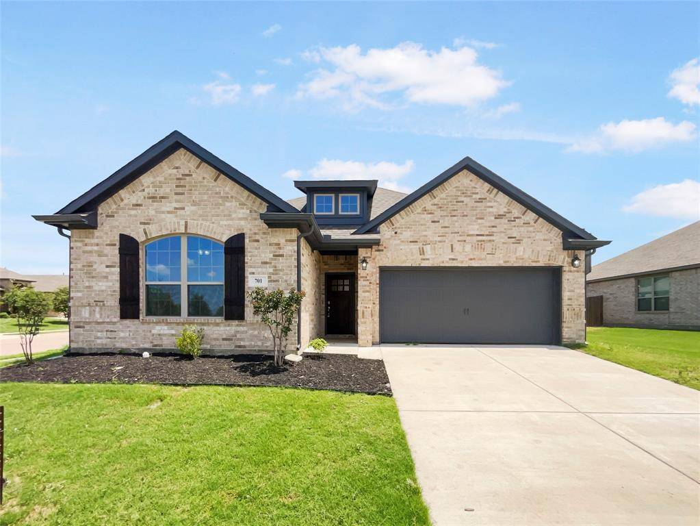Cleburne, TX 76033,701 Dripping Springs Lane