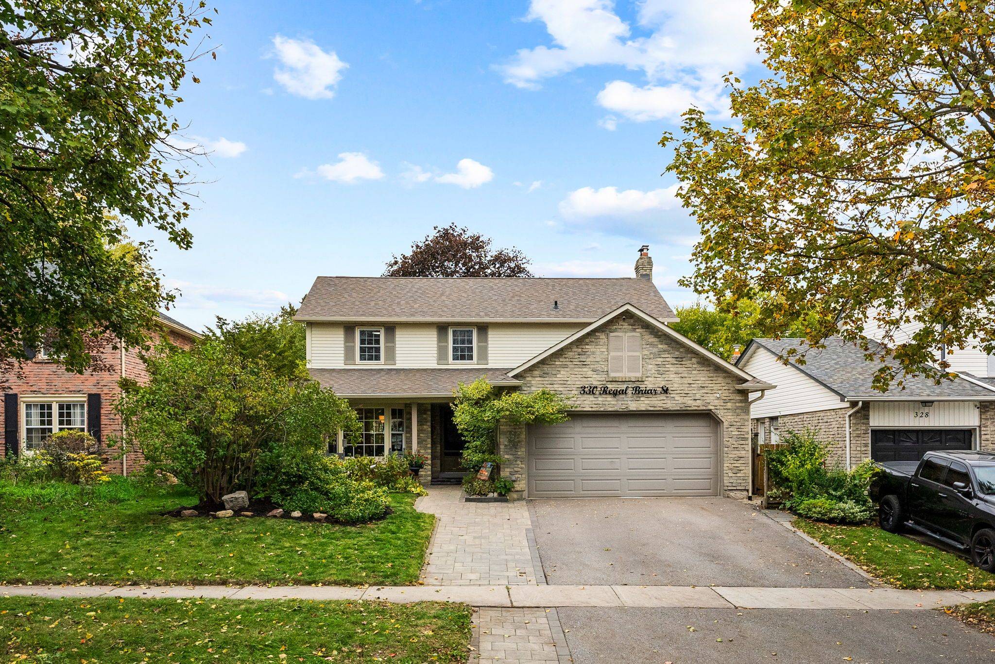 Whitby, ON L1N 6N1,330 Regal Briar ST
