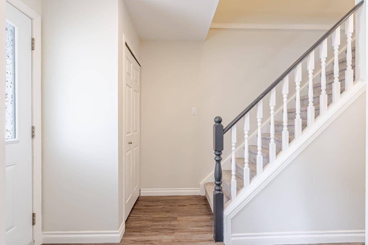 London South, ON N6J 4Y3,20 Kernohan Pkwy #14