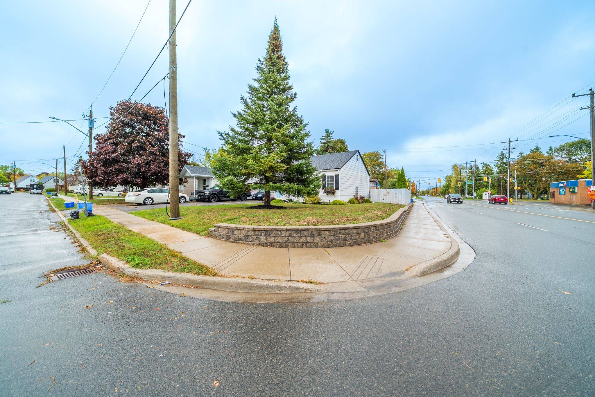 Quinte West, ON K8V 2W2,1 Kerr CRES