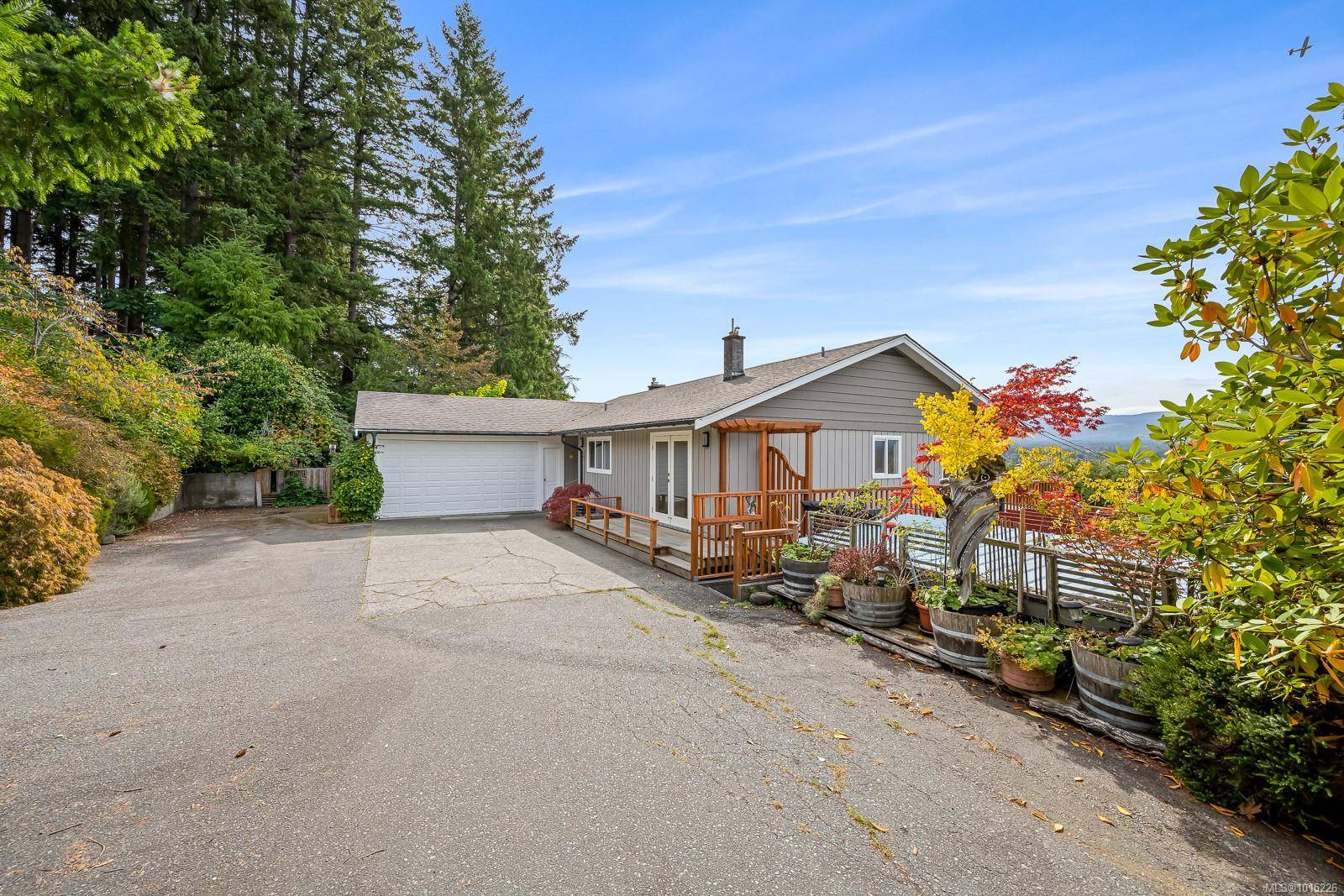 Courtenay, BC V9N 3Y3,1345 Glen Urquhart Dr