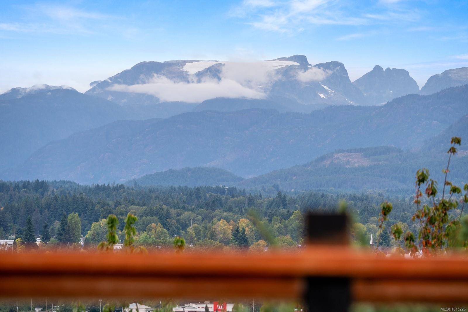 Courtenay, BC V9N 3Y3,1345 Glen Urquhart Dr