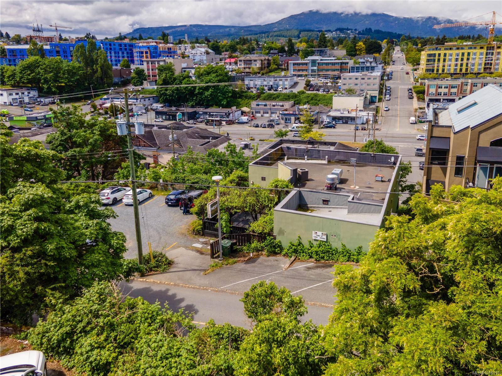 Nanaimo, BC V9R 5G9,77 & 85 Skinner St