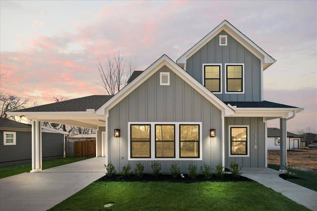 Waxahachie, TX 75165,114 Griffin Street