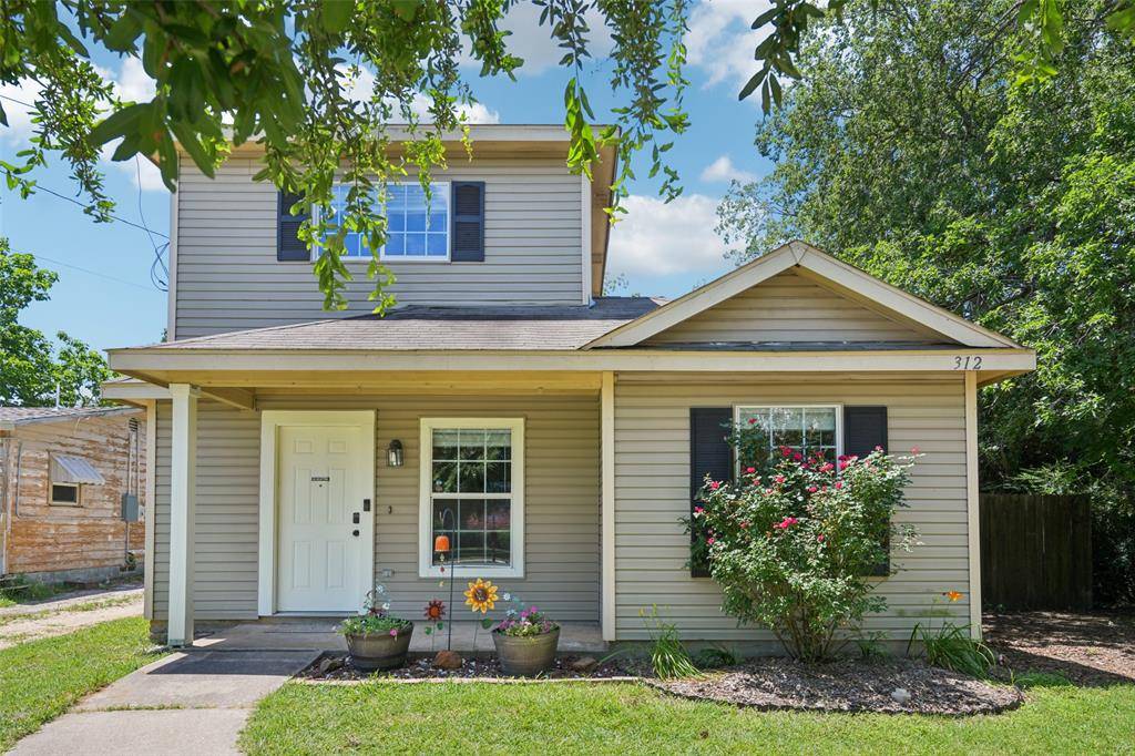 Denton, TX 76205,312 Robertson Street