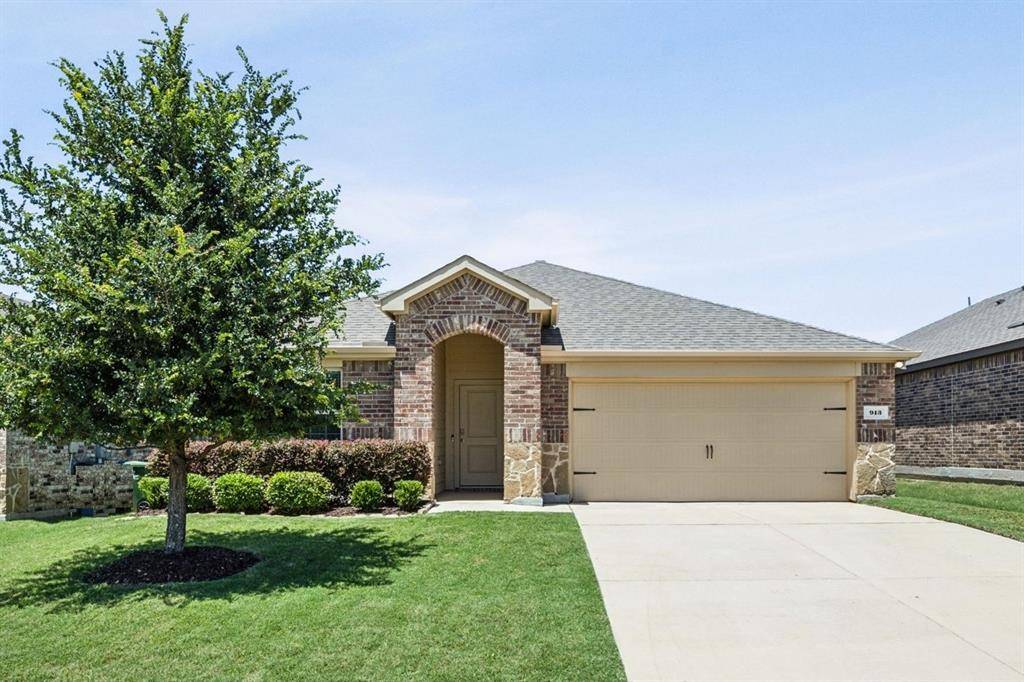 Aubrey, TX 76227,913 Alton Drive