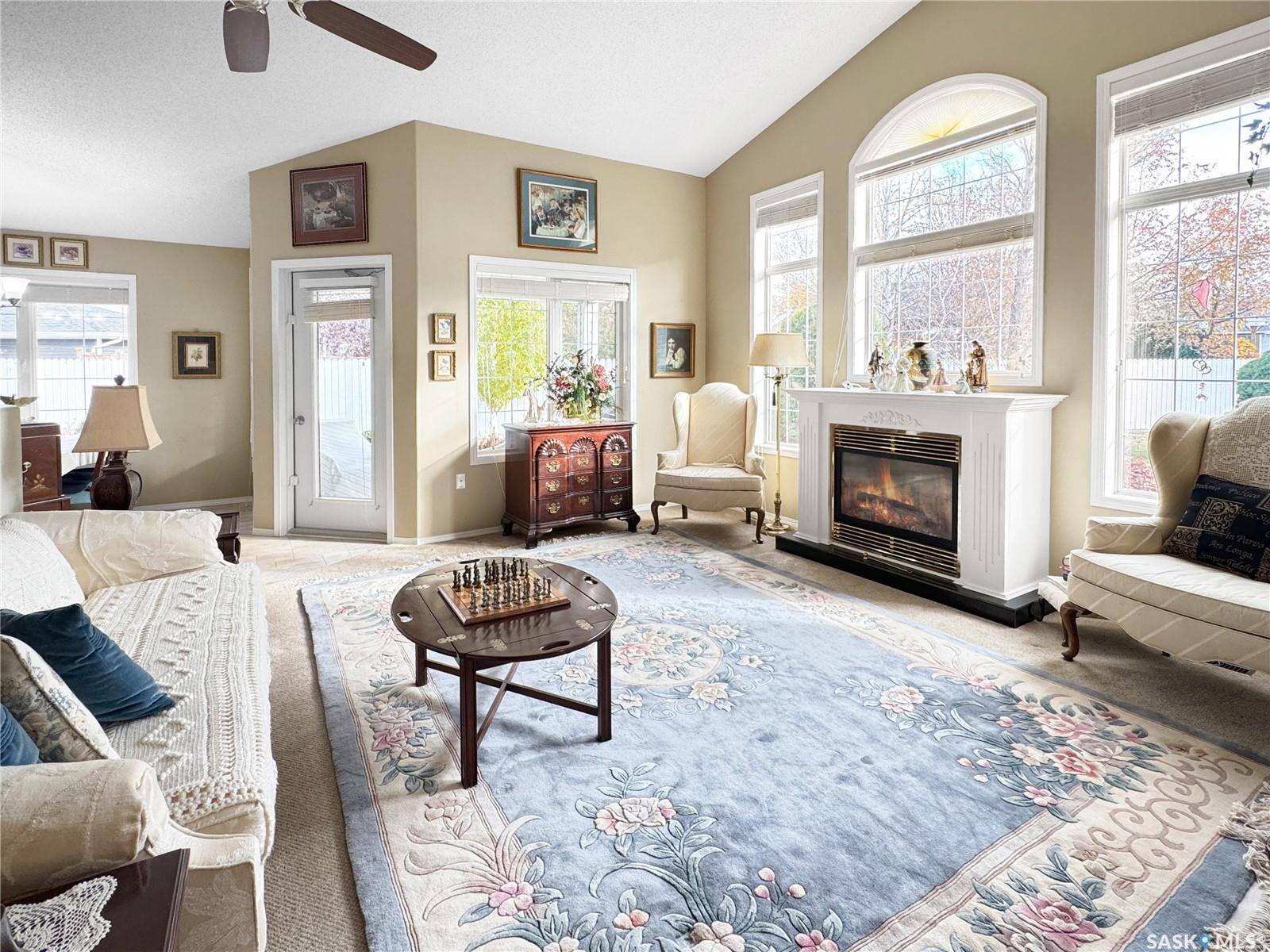 North Battleford, SK S9A 3Z3,6 Wren COURT