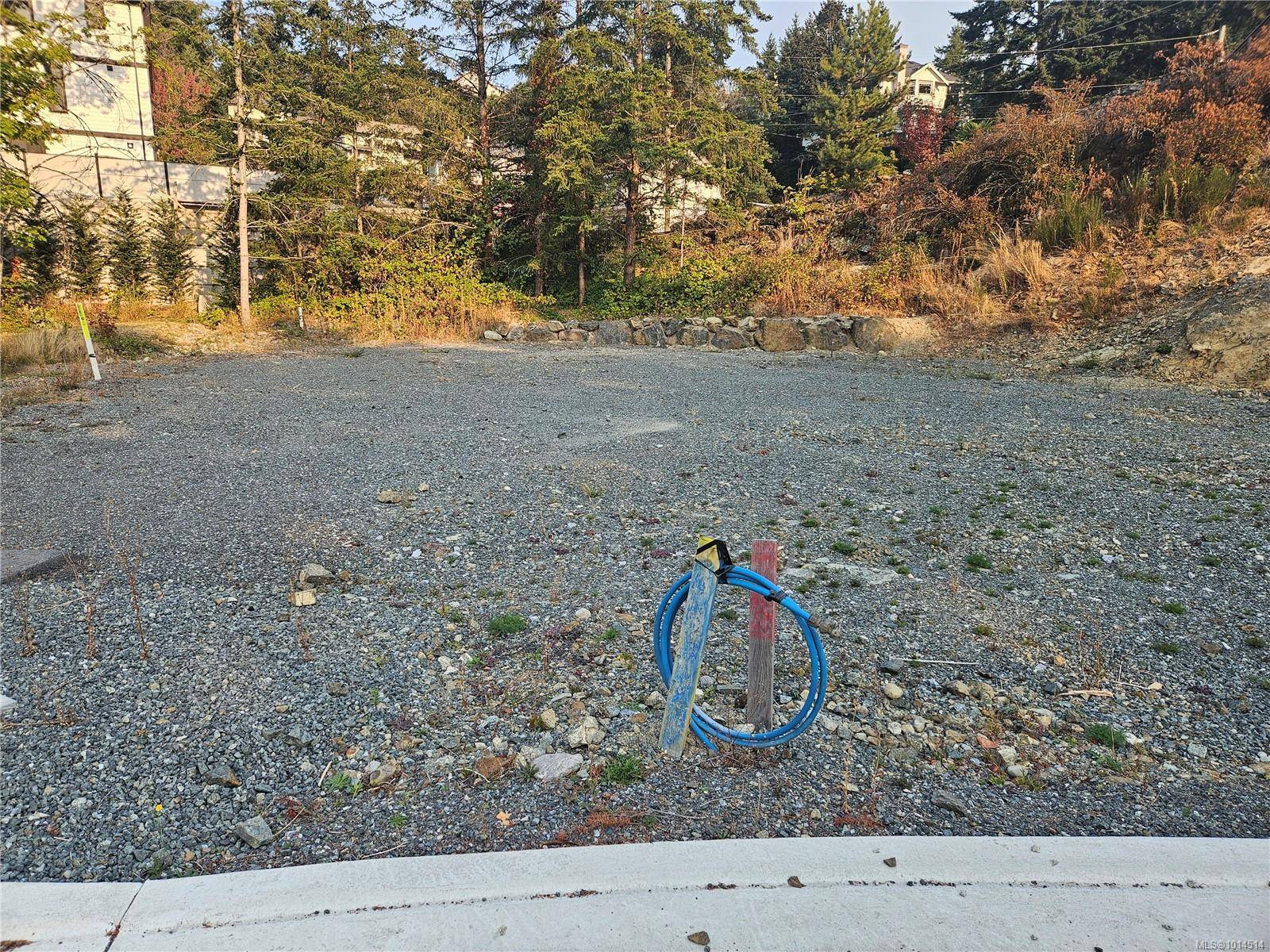 Langford, BC V9B 6C4,2183 Yucca Pl #SL3