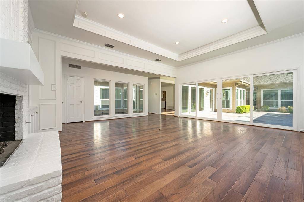 Dallas, TX 75230,12548 Renoir