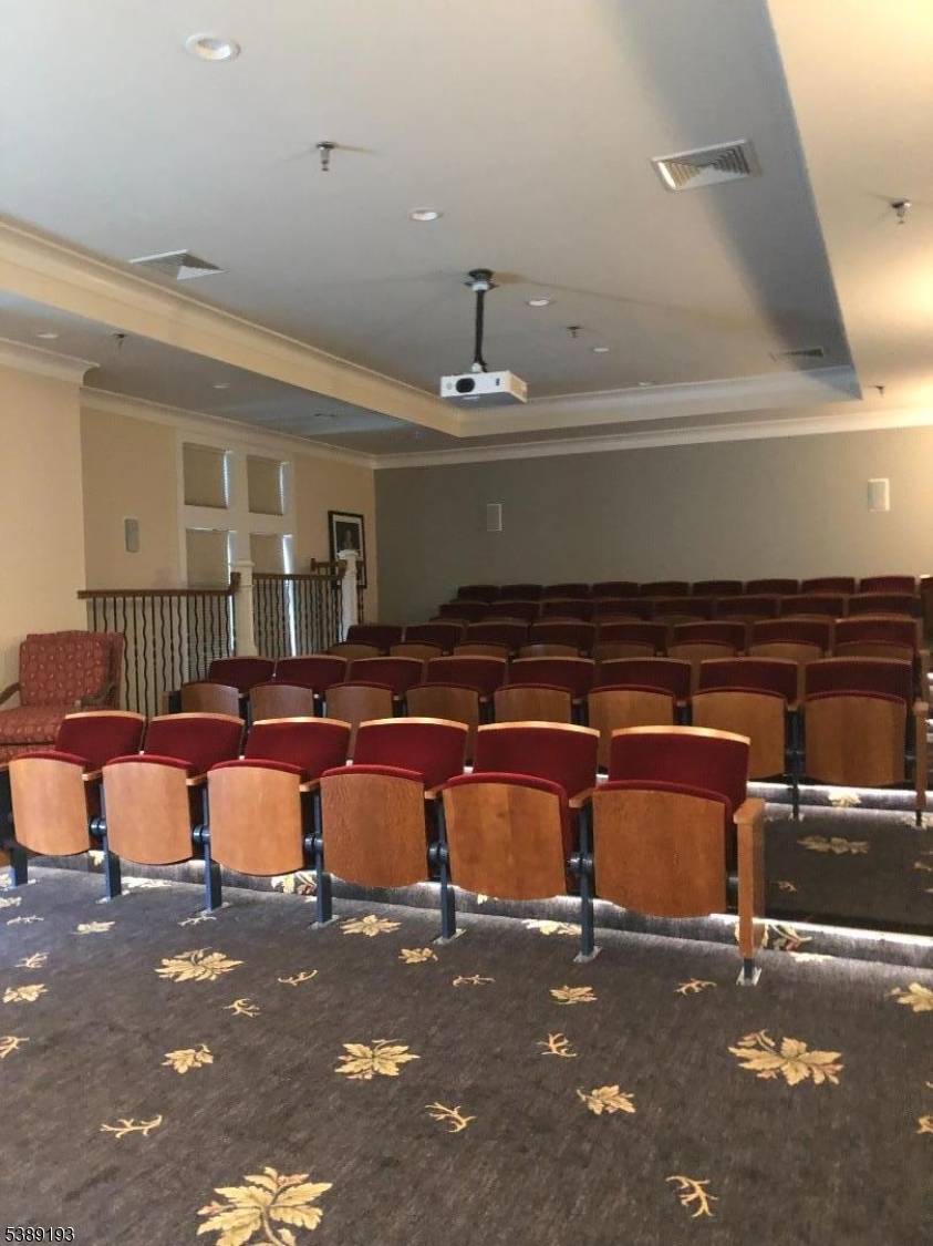 Wanaque Boro, NJ 07465,6314 Warrens Way #6314