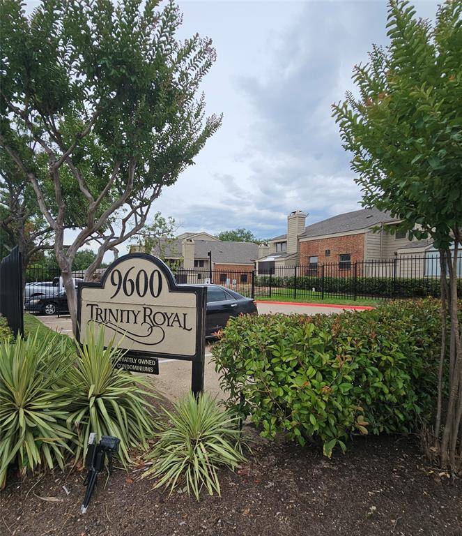 Dallas, TX 75243,9600 ROYAL #612