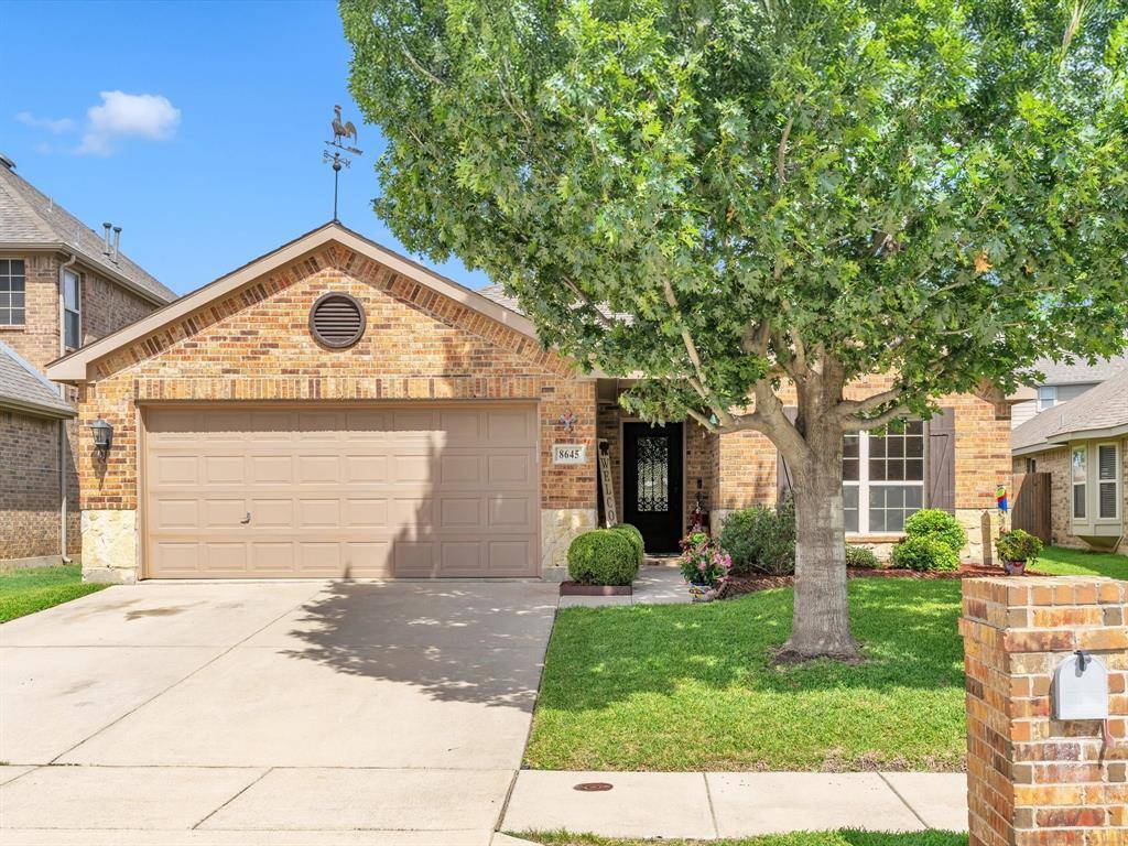 8645 Running River Lane, Fort Worth, TX 76131