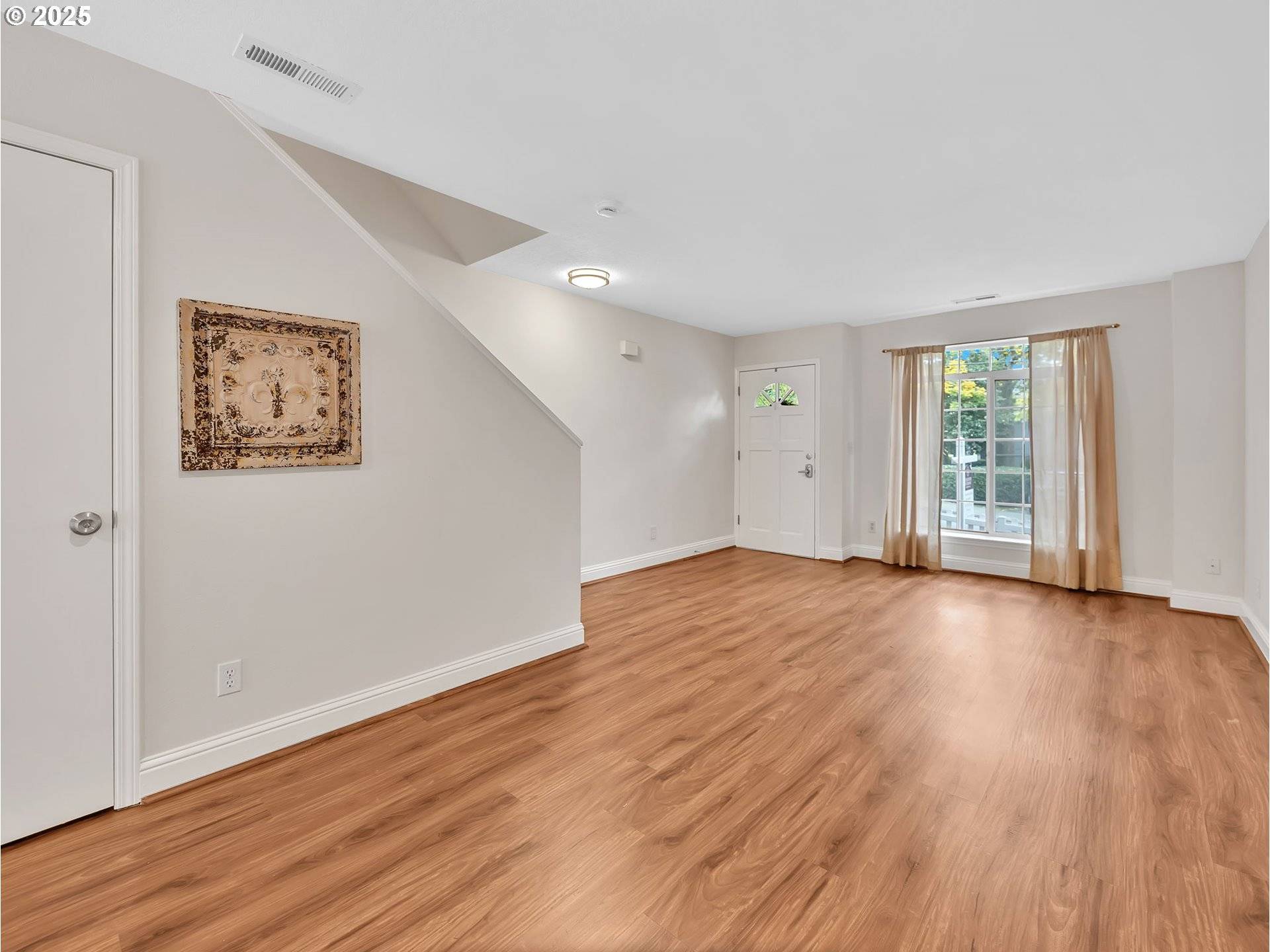 Portland, OR 97202,3814 SE 33RD PL