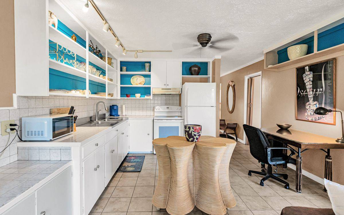 Hilo, HI 96720,360 KAUILA ST #112