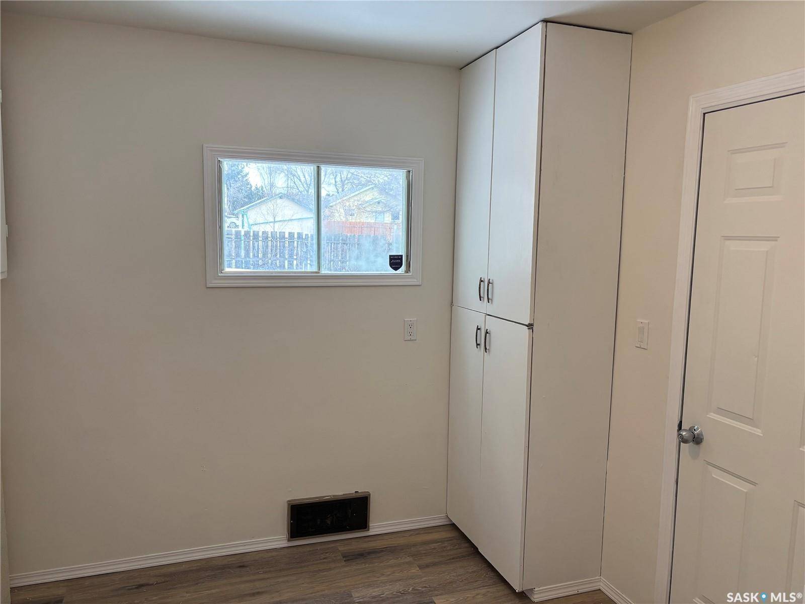 Kindersley, SK S0L 1S0,216 3rd AVENUE W