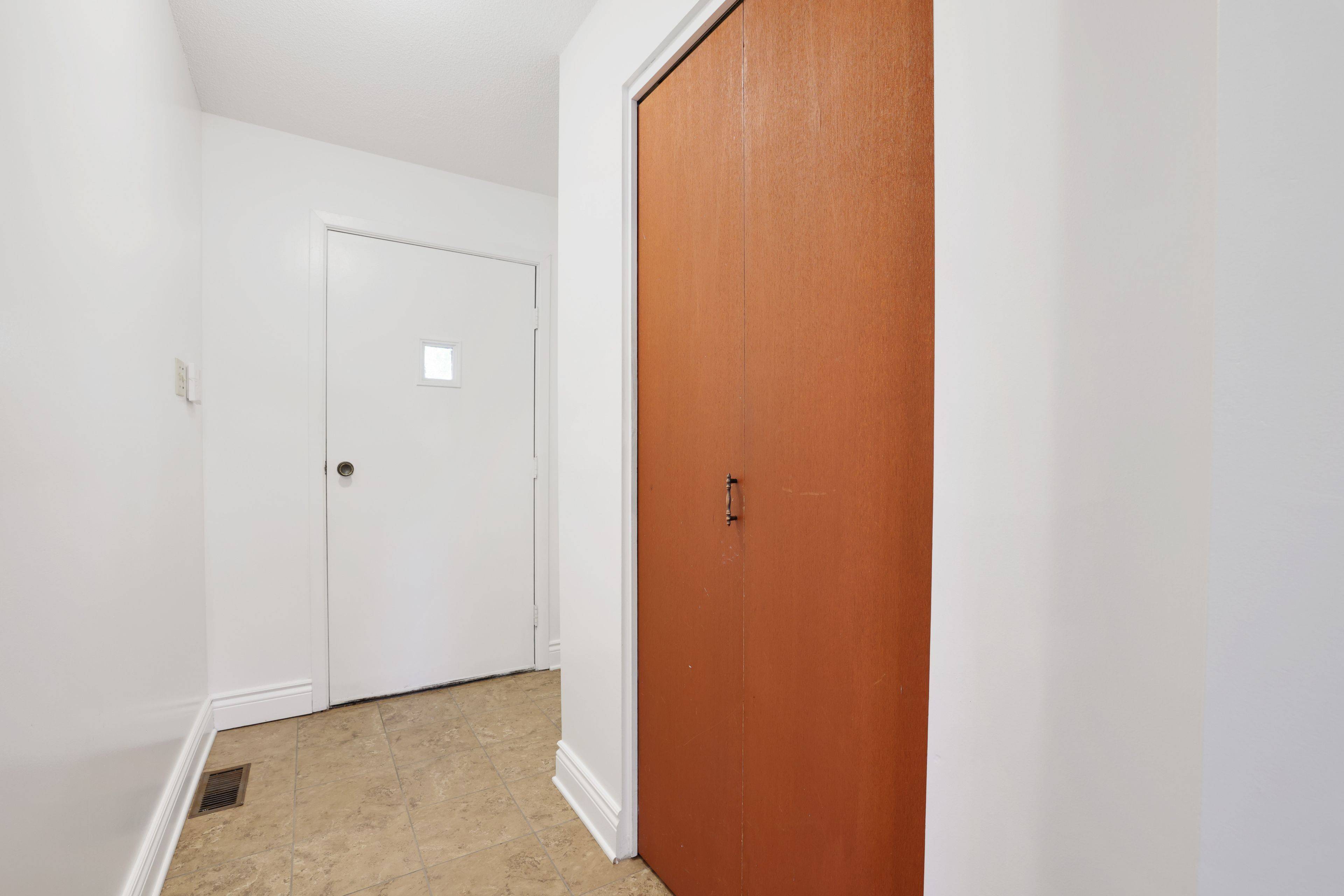 Carp - Huntley Ward, ON K0A 1L0,1996 Old Carp RD