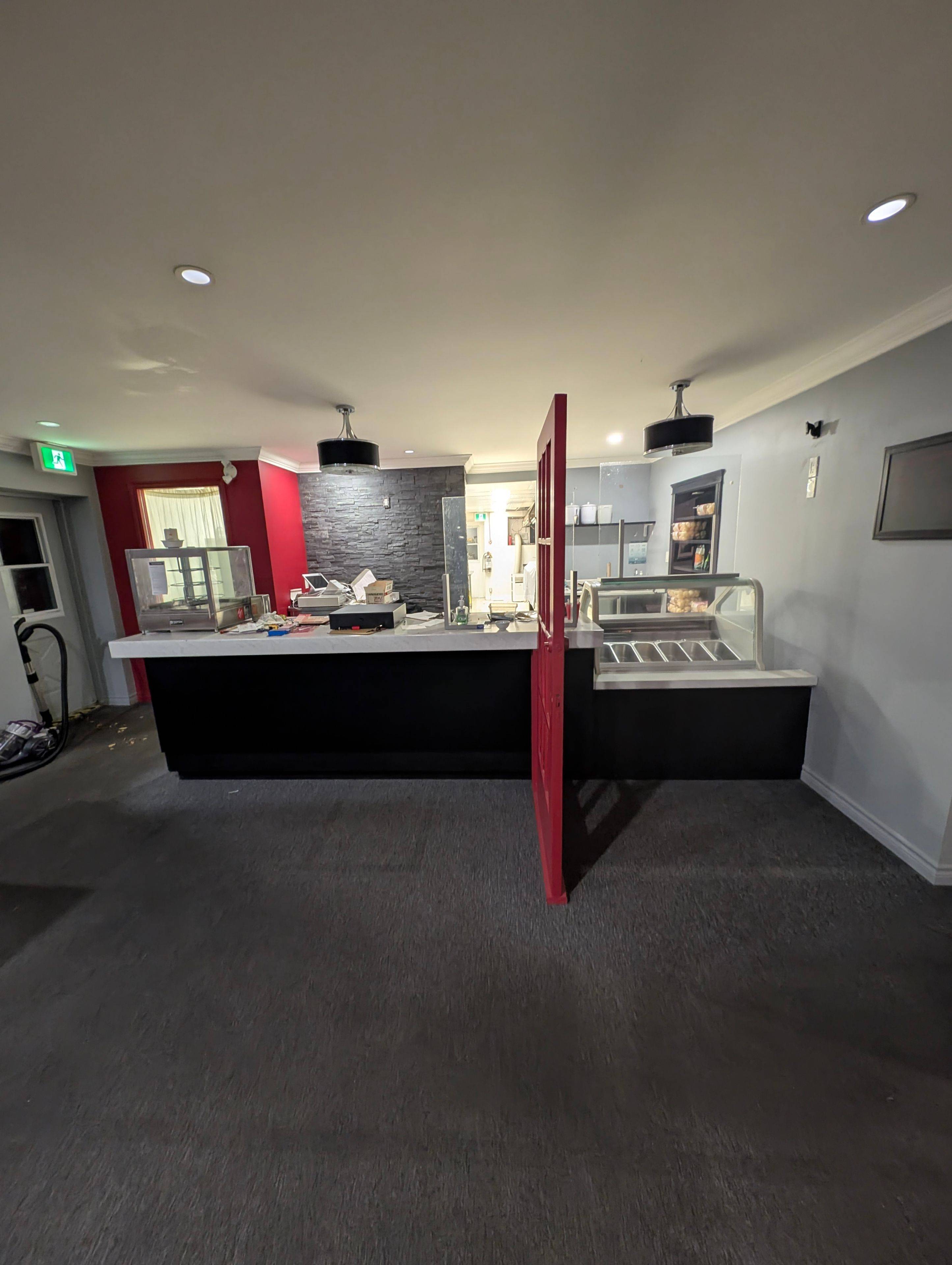 Temiskaming Shores, ON P0J 1K0,355 Main ST