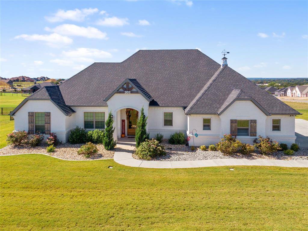 Granbury, TX 76049,301 Kenyon Court