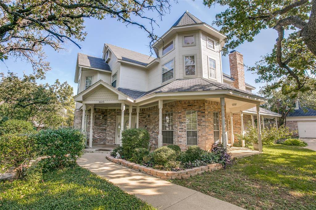 1605 Michael Court, Bedford, TX 76022