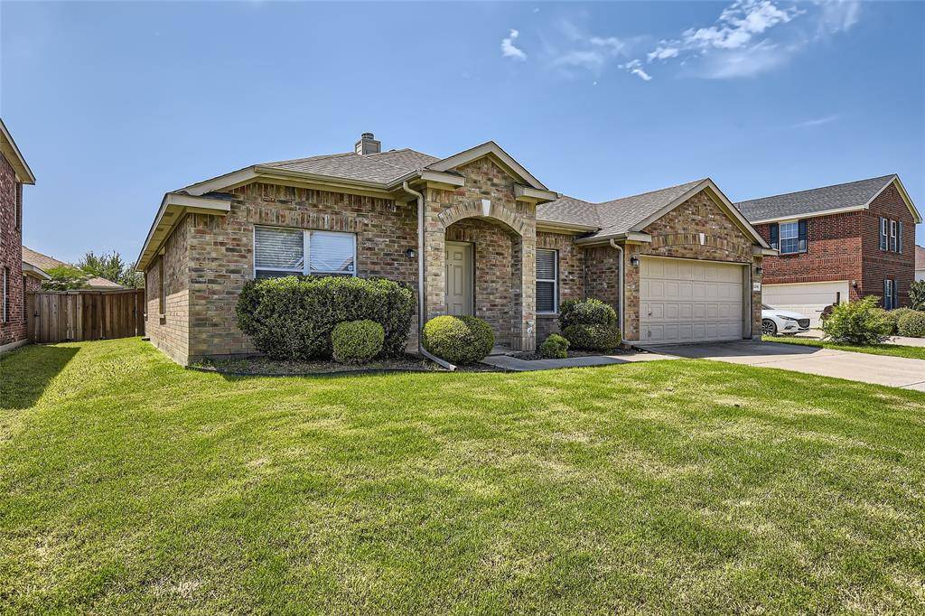 Grand Prairie, TX 75052,5319 Duval Drive