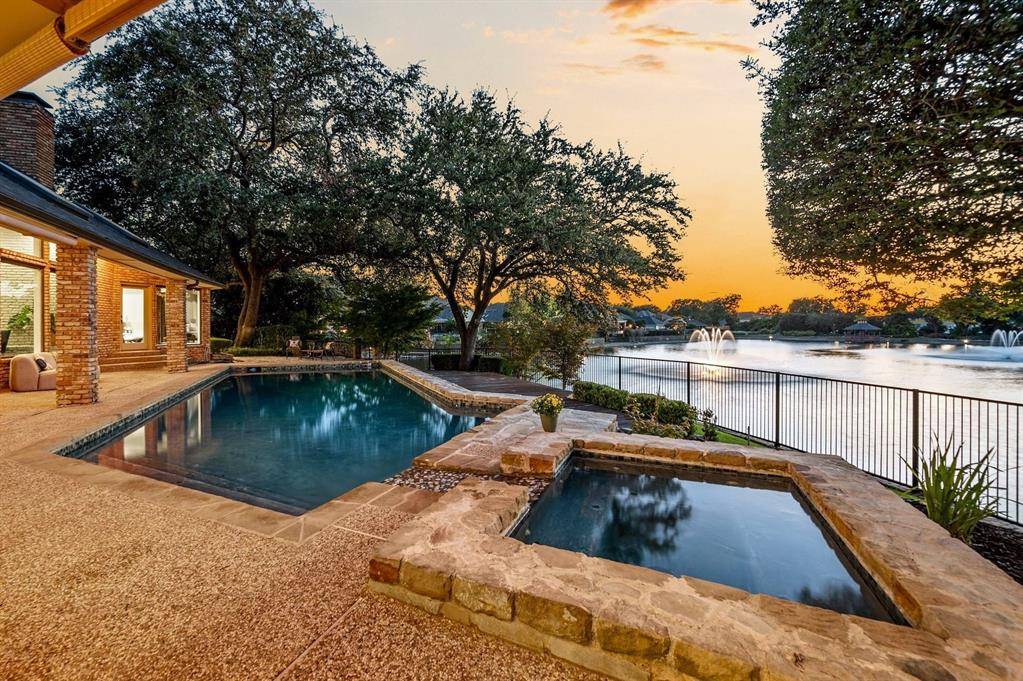 Dallas, TX 75252,5815 Fallsview Lane