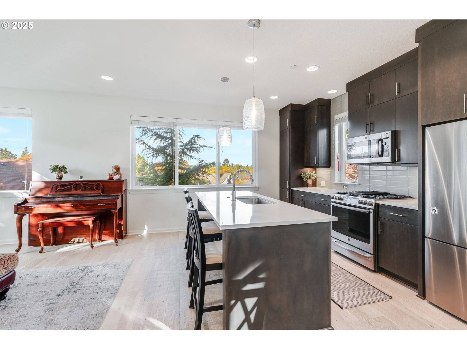 Portland, OR 97213,77 NE 58TH AVE